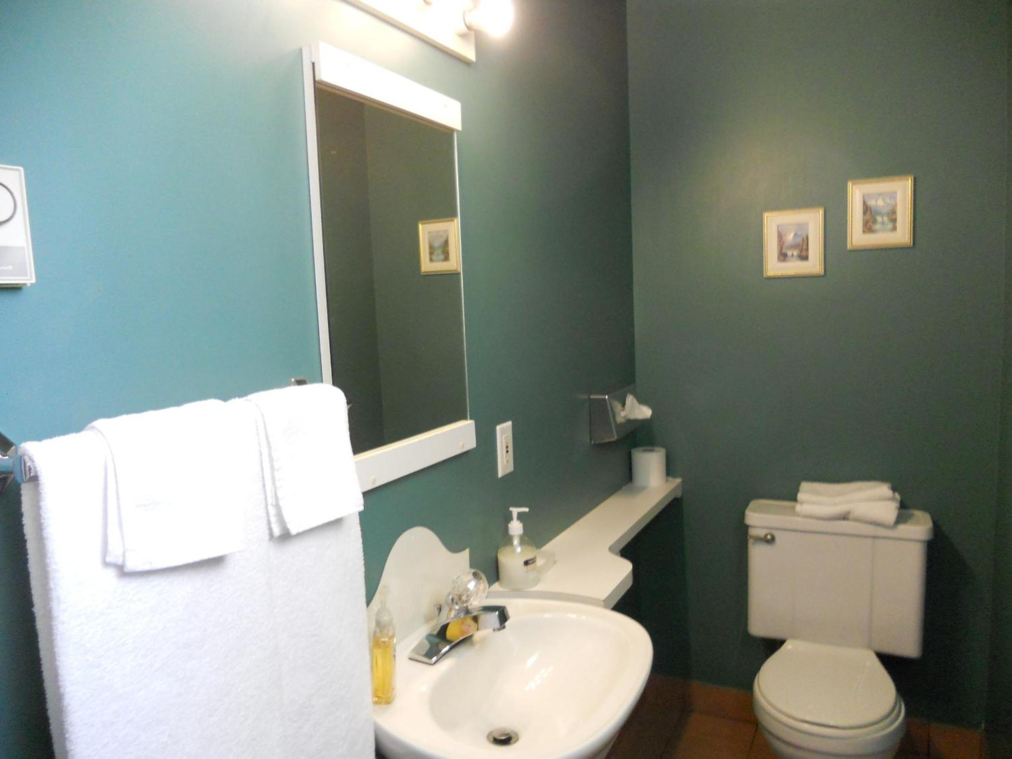 Motel Normandie Louiseville Екстер'єр фото